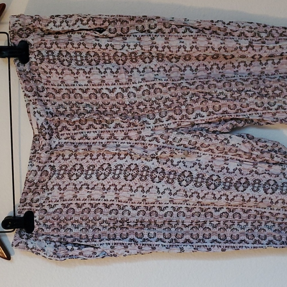 American Rag Capris - Picture 8 of 15